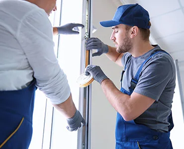 glass repair experts in Miami, FL